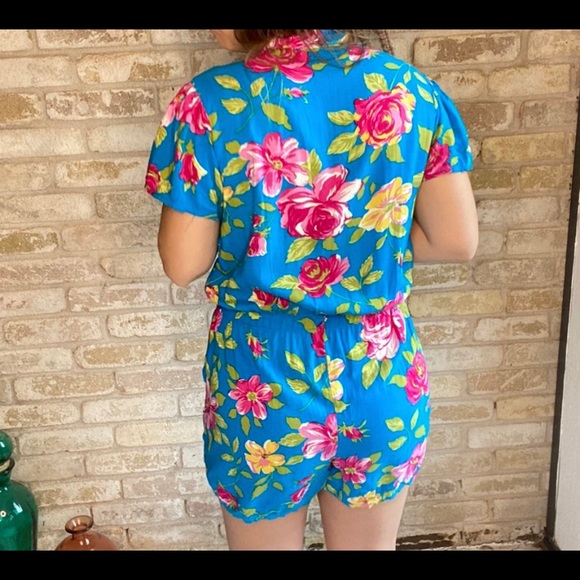 🌺Vintage 80's Floral Romper🌺 - Picture 3 of 4